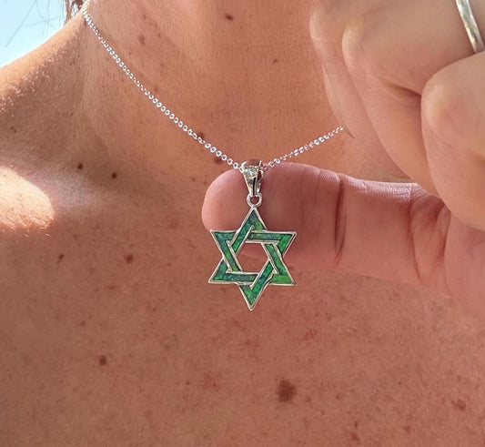 Stunning Star of David Necklace with green Opal – Perfect for Bat Mitzvah & Jewish Mother’s Day Gifts