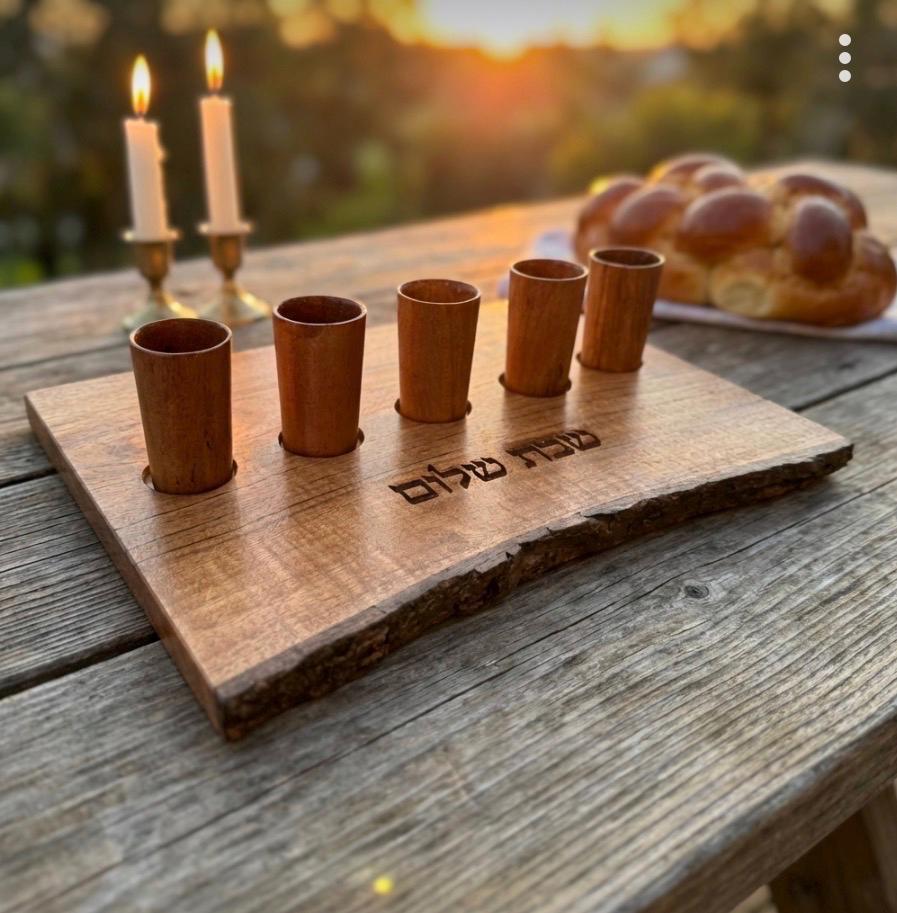 abbat Shalom Acacia Wood Kiddush Cup Set | Wooden Shabbat Wine Cups | Live Edge Judaica Gift | Jewish Wedding Gift | Hebrew Engraved